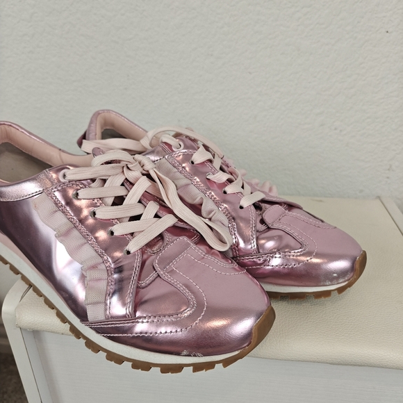 Tory Burch Women's Ruffle Trainer Leather Lace Up Sneakers Metallic Pink Size 8M - Picture 2 of 16